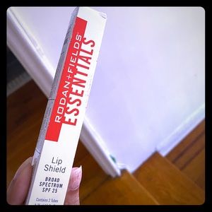 Rodan and Fields lip shield